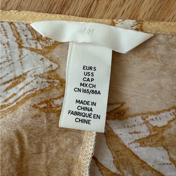 H&M High Low Midi Wrap Dress Yellow Ivory Artsy Abstract Print Size Small - Picture 2 of 7